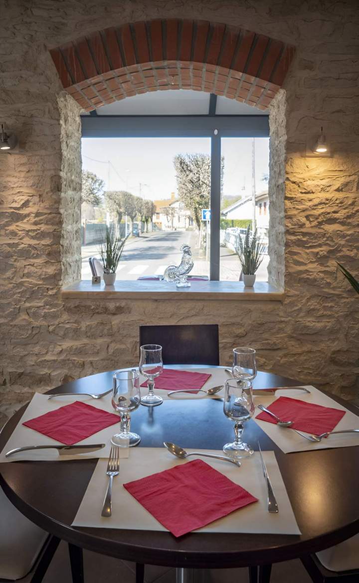 Table de restaurant Alésia